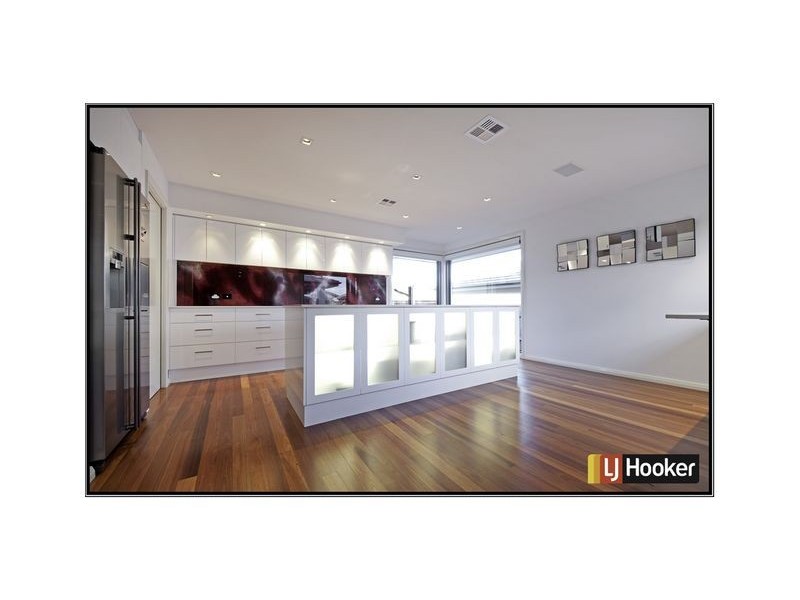 4 Jeannie Gunn Street, Franklin ACT 2913