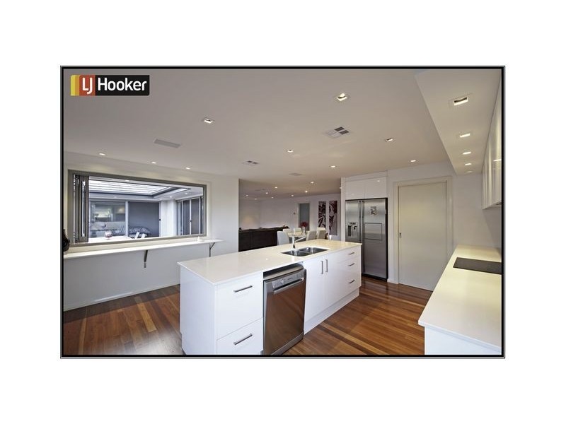 4 Jeannie Gunn Street, Franklin ACT 2913