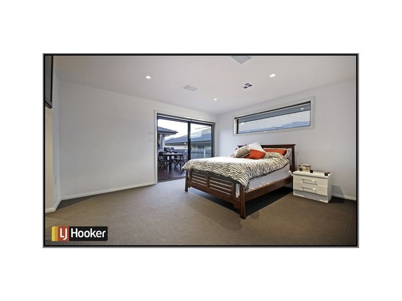 4 Jeannie Gunn Street, Franklin ACT 2913