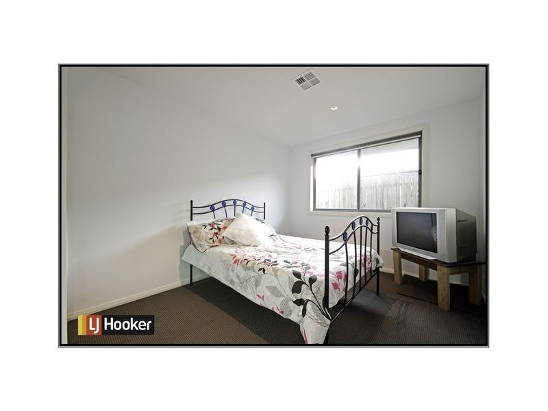 4 Jeannie Gunn Street, Franklin ACT 2913