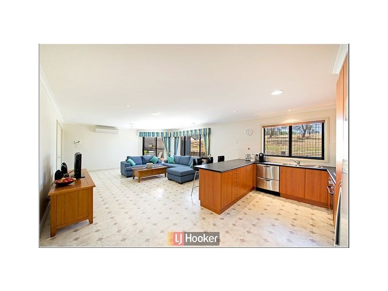 4/34 Proserpine Circuit, Amaroo ACT 2914