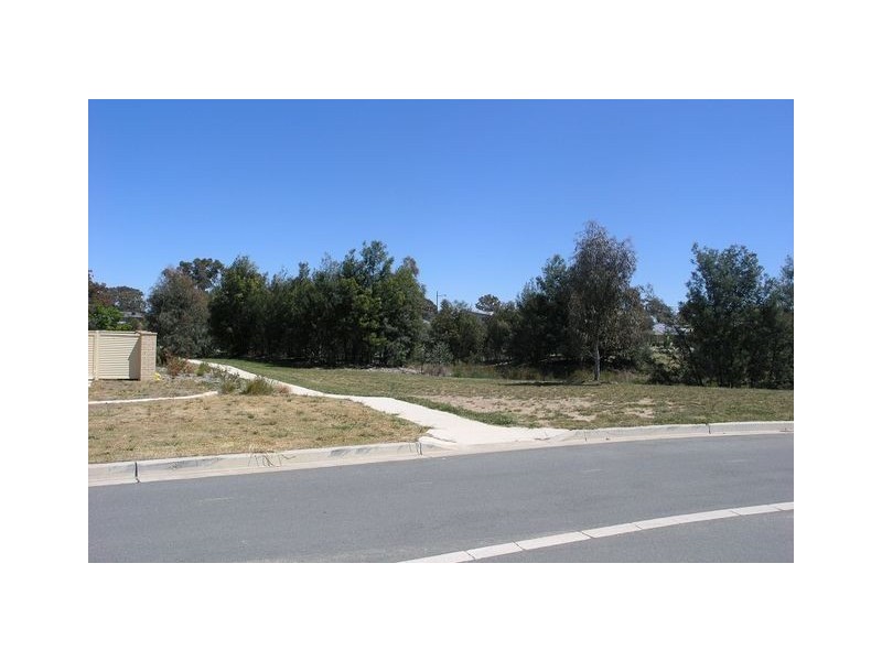 13 Les Edwards Street, Forde ACT 2914