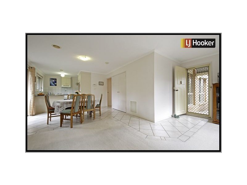 13/2 Lander Crescent, Amaroo ACT 2914