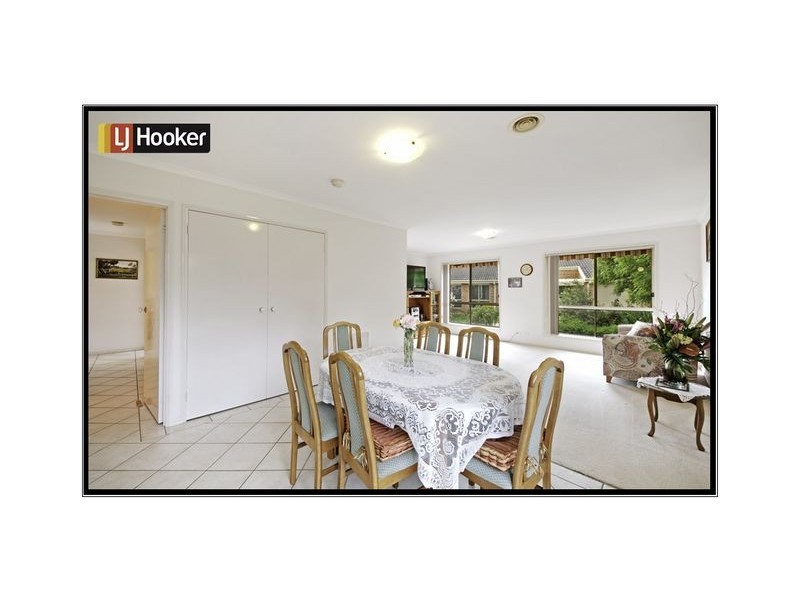 13/2 Lander Crescent, Amaroo ACT 2914