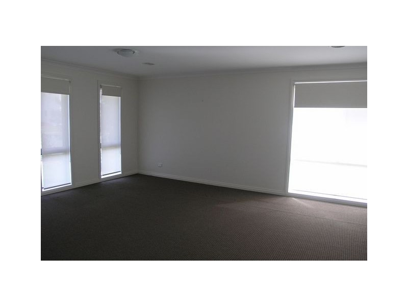 82 Overall Street, Casey ACT 2913