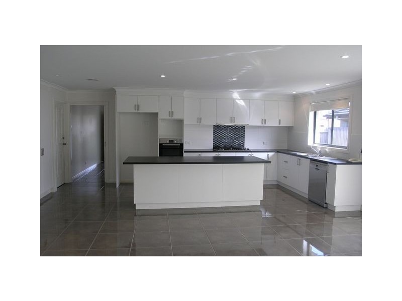 82 Overall Street, Casey ACT 2913