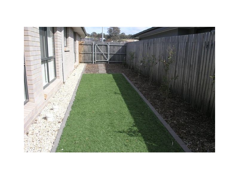 82 Overall Street, Casey ACT 2913