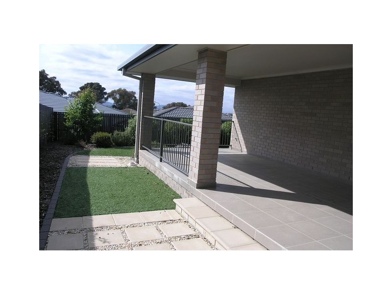 82 Overall Street, Casey ACT 2913