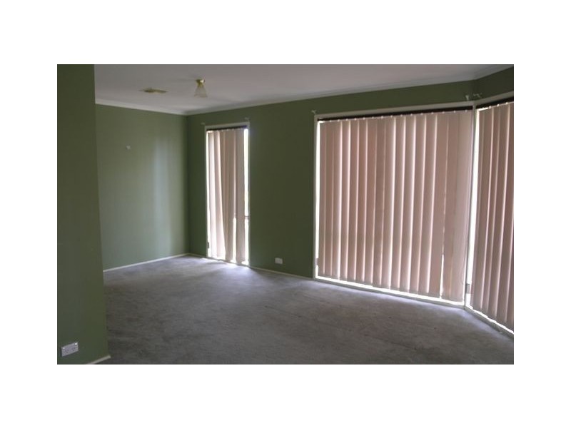 32 Barunga Crescent, Ngunnawal ACT 2913