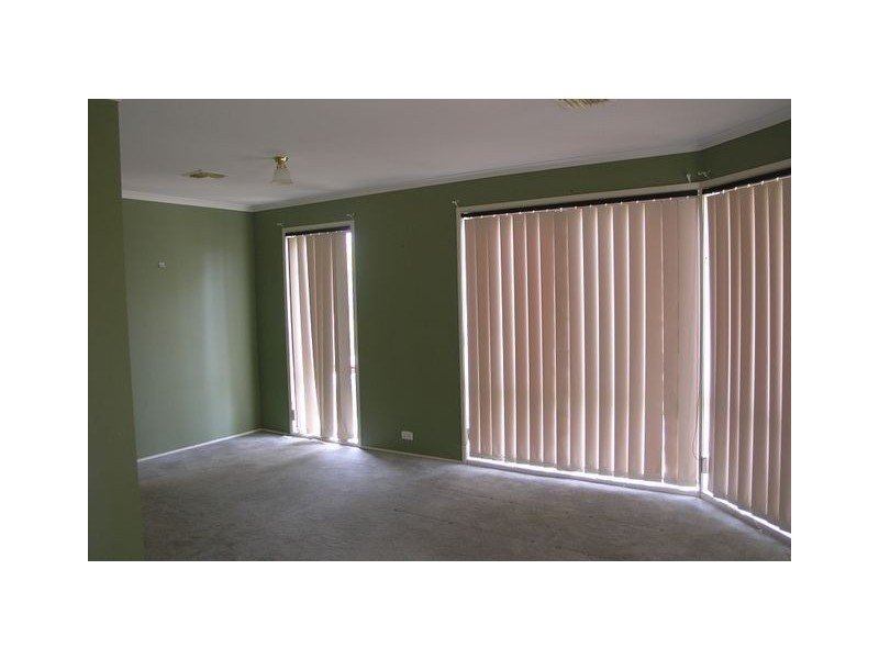 32 Barunga Crescent, Ngunnawal ACT 2913