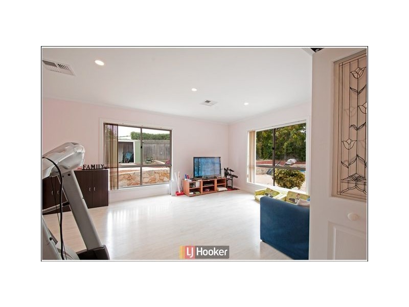 98 Katherine Avenue, Amaroo ACT 2914