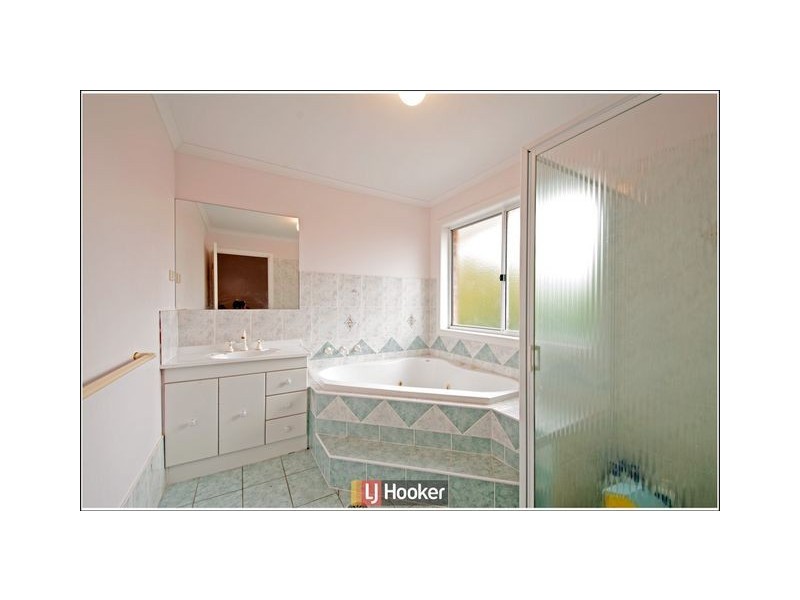 98 Katherine Avenue, Amaroo ACT 2914