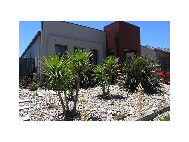 70 Bungle Bungle Crescent, Harrison ACT 2914