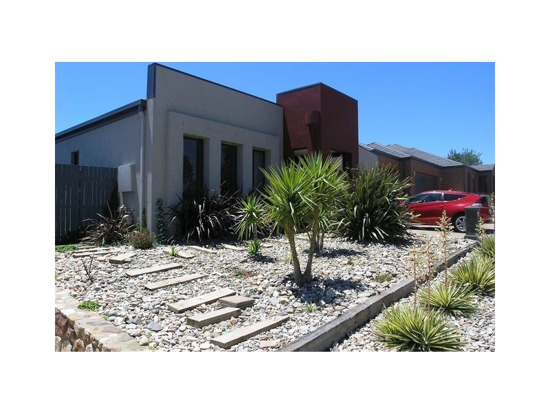 70 Bungle Bungle Crescent, Harrison ACT 2914