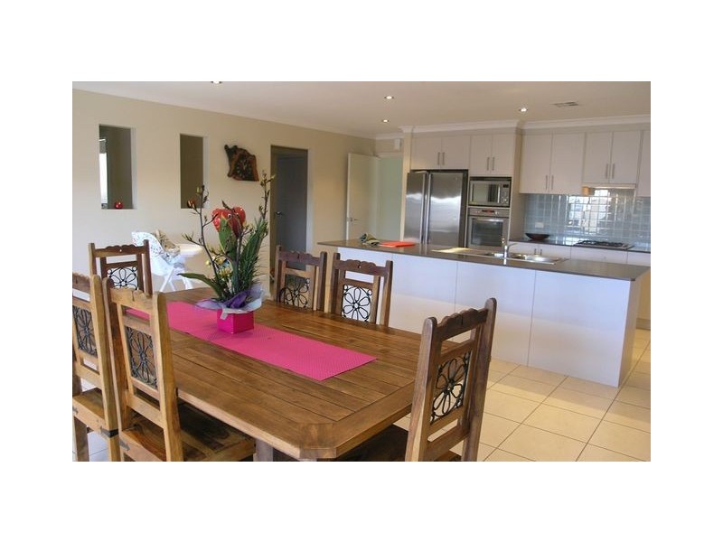 70 Bungle Bungle Crescent, Harrison ACT 2914