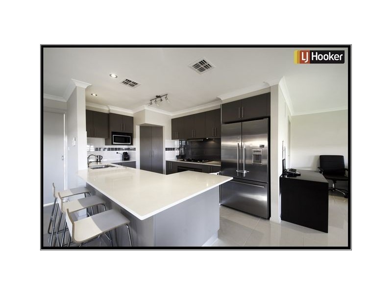 27 Manning Clark Crescent, Franklin ACT 2913