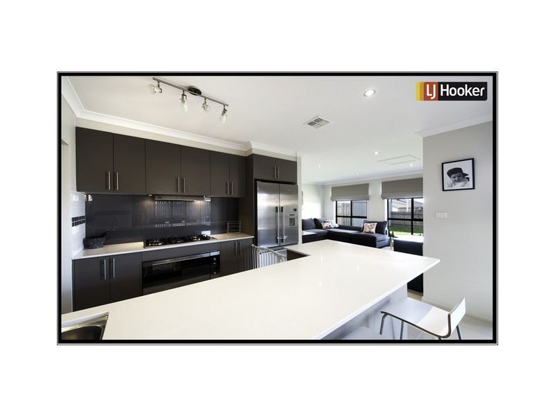 27 Manning Clark Crescent, Franklin ACT 2913