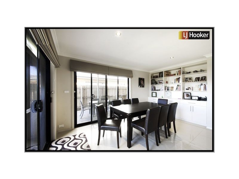 27 Manning Clark Crescent, Franklin ACT 2913