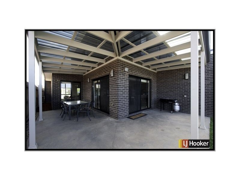 27 Manning Clark Crescent, Franklin ACT 2913