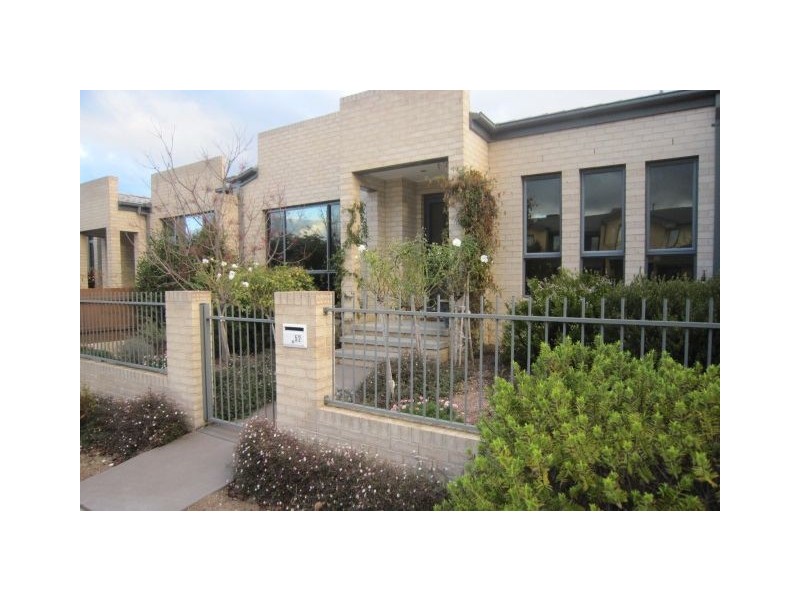 52 Ayrton Street, Gungahlin ACT 2912