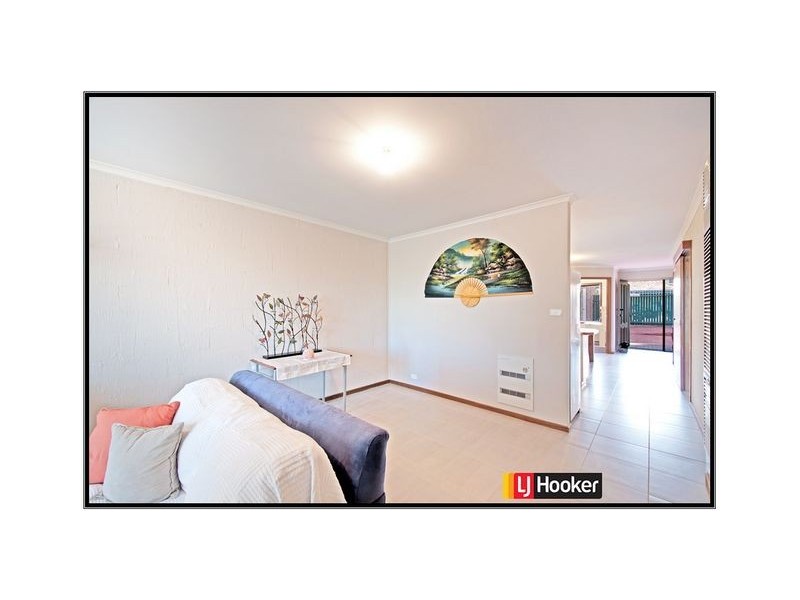 3/3 Peron Place, Banks ACT 2906