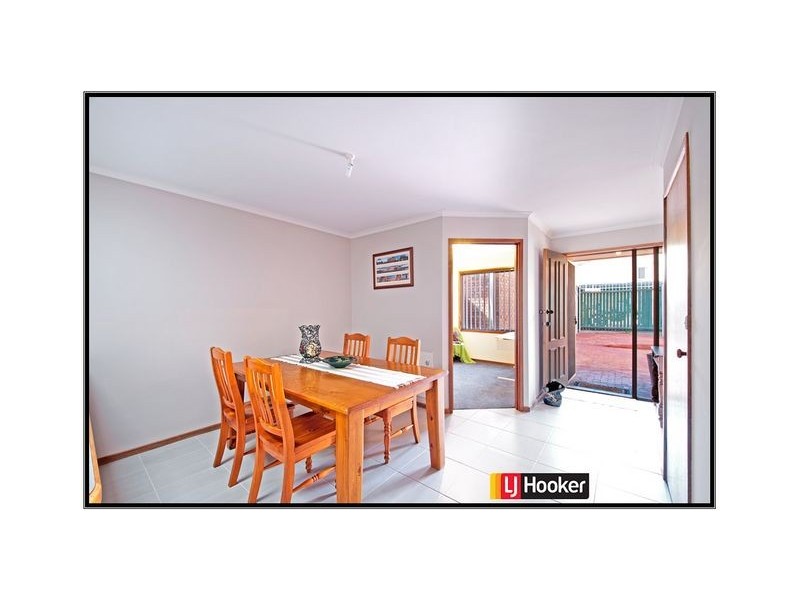 3/3 Peron Place, Banks ACT 2906