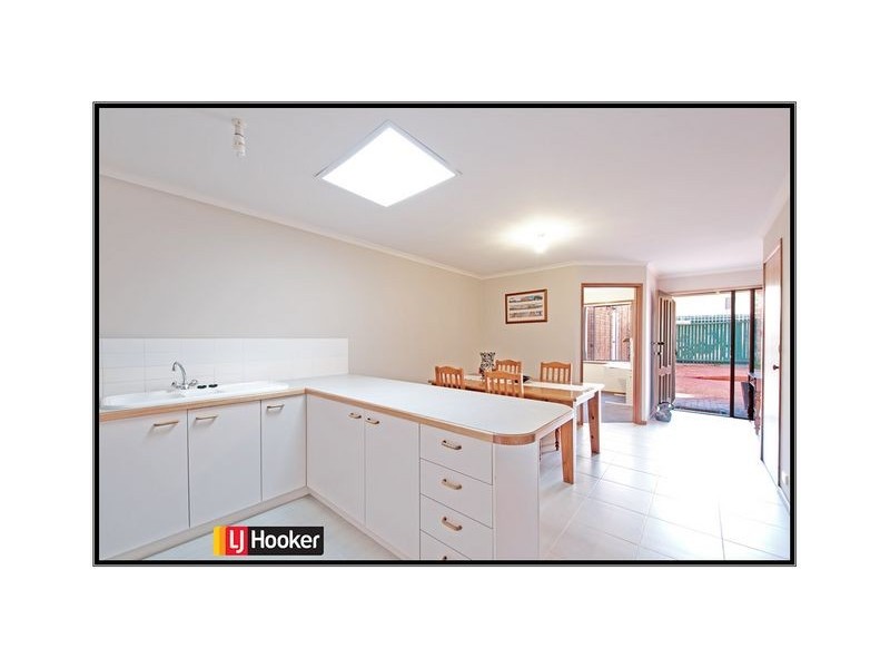 3/3 Peron Place, Banks ACT 2906