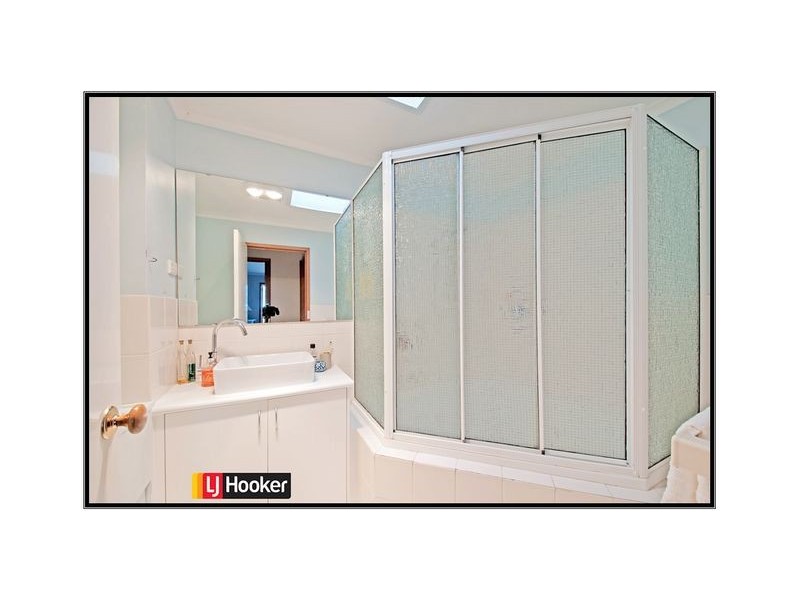 3/3 Peron Place, Banks ACT 2906