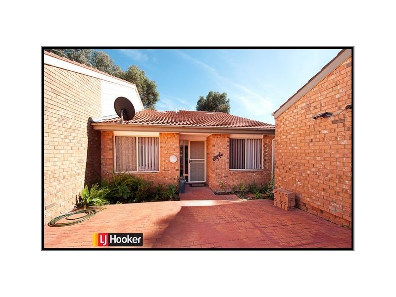 3/3 Peron Place, Banks ACT 2906