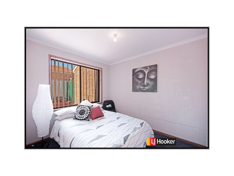3/3 Peron Place, Banks ACT 2906