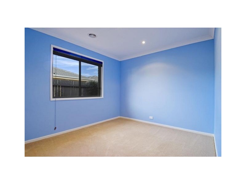 4 Petersilka Street, Gungahlin ACT 2912