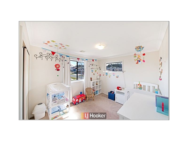 10 Neil Currie Street, Casey ACT 2913
