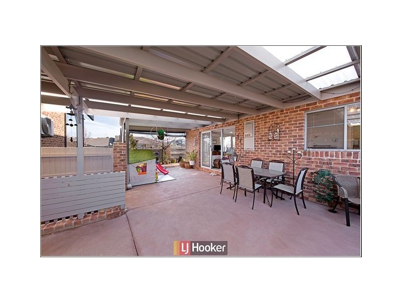 10 Neil Currie Street, Casey ACT 2913