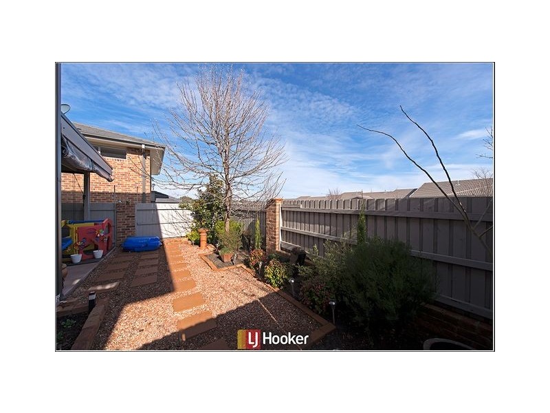 10 Neil Currie Street, Casey ACT 2913