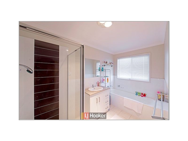 10 Neil Currie Street, Casey ACT 2913