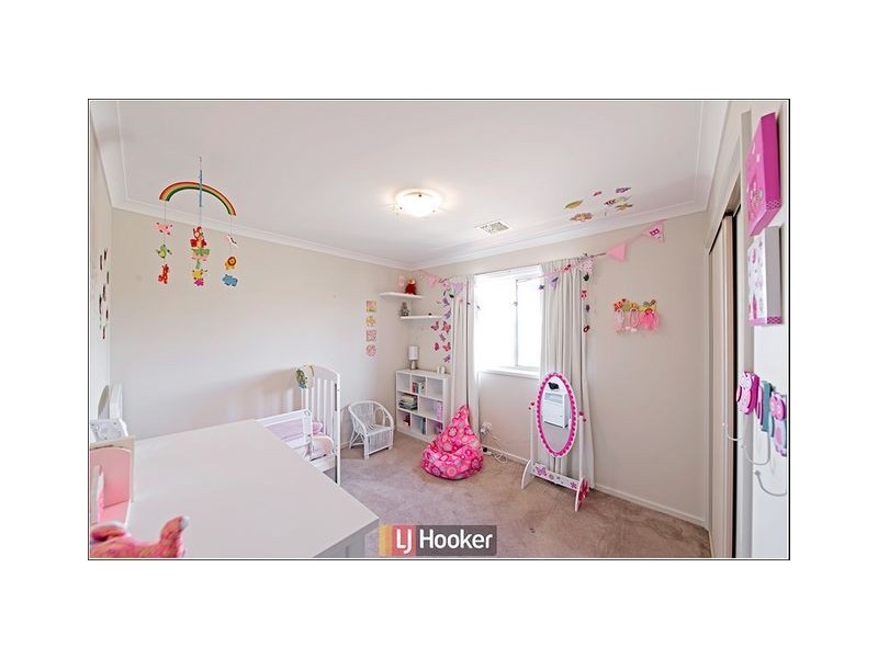 10 Neil Currie Street, Casey ACT 2913