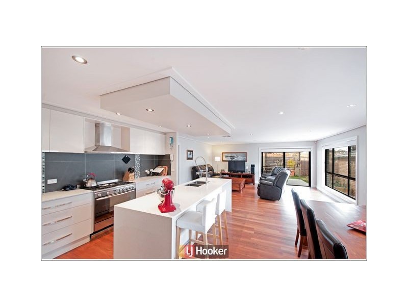 22 Renfree Street, Casey ACT 2913