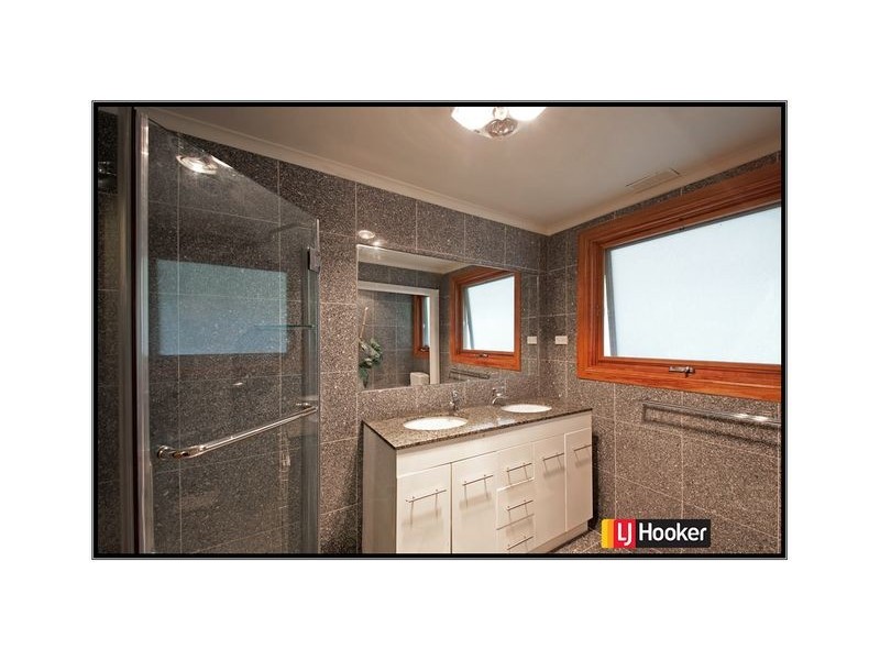 16 Watkins Street, Wanniassa ACT 2903