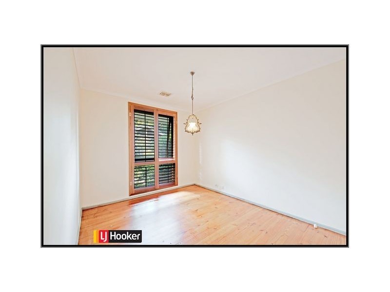 16 Watkins Street, Wanniassa ACT 2903