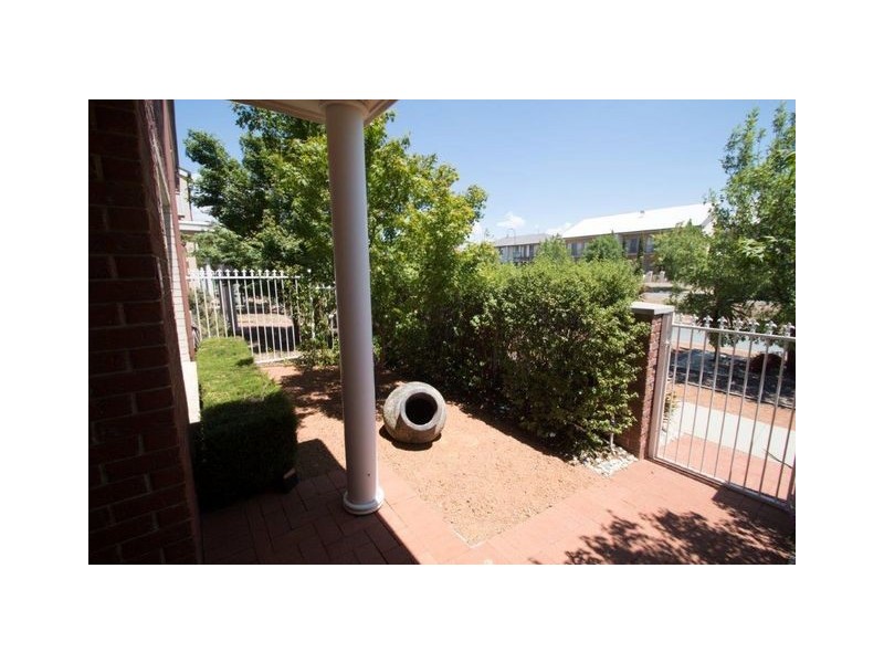 46 Nellie Hamilton Avenue, Gungahlin ACT 2912