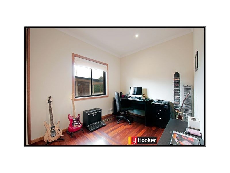 16 Kurrama Close, Ngunnawal ACT 2913