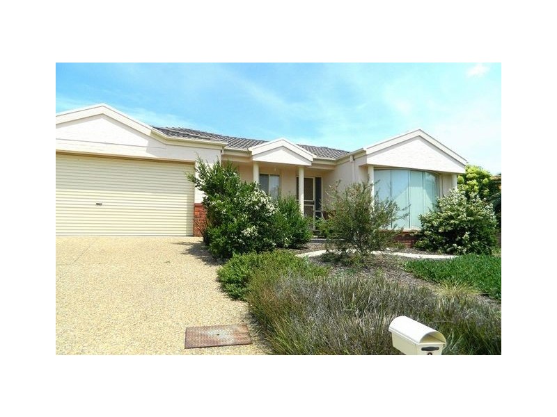 8 Candlebark Close, Nicholls ACT 2913