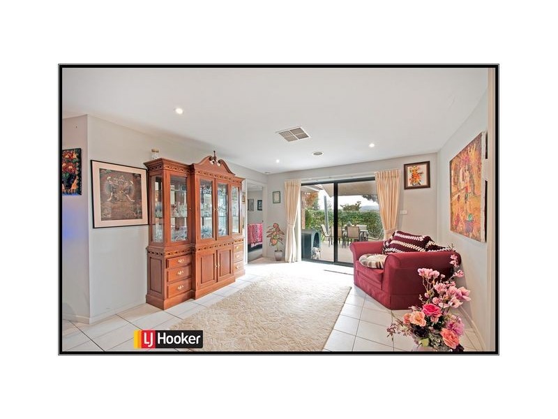 2 Elm Grove, Gungahlin ACT 2912