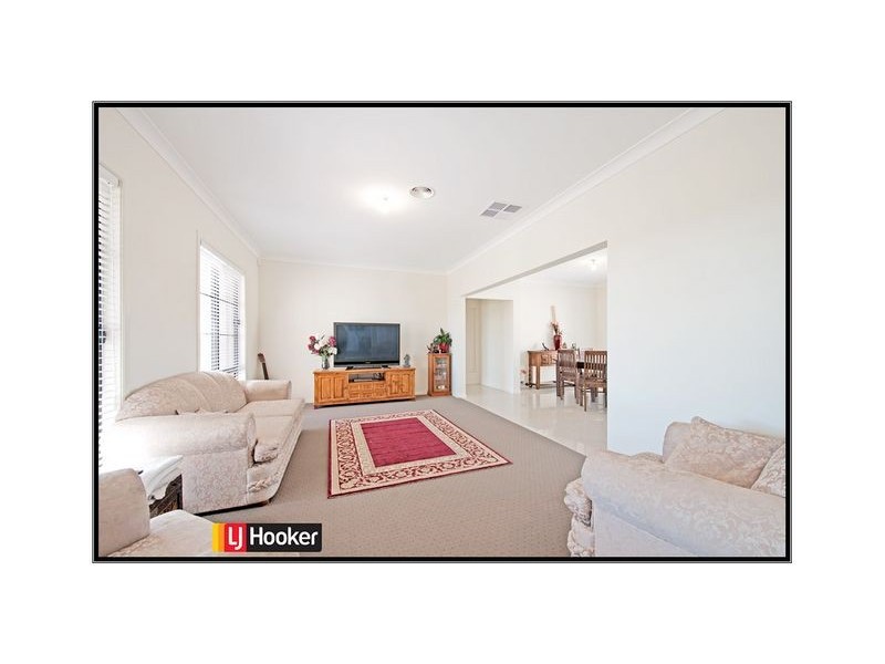 6 Bradley Close, Murrumbateman NSW 2582