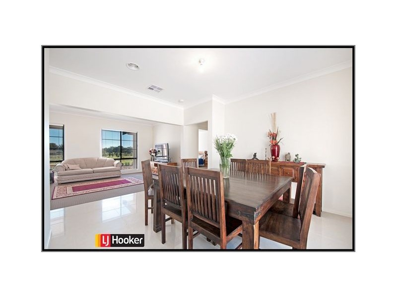 6 Bradley Close, Murrumbateman NSW 2582