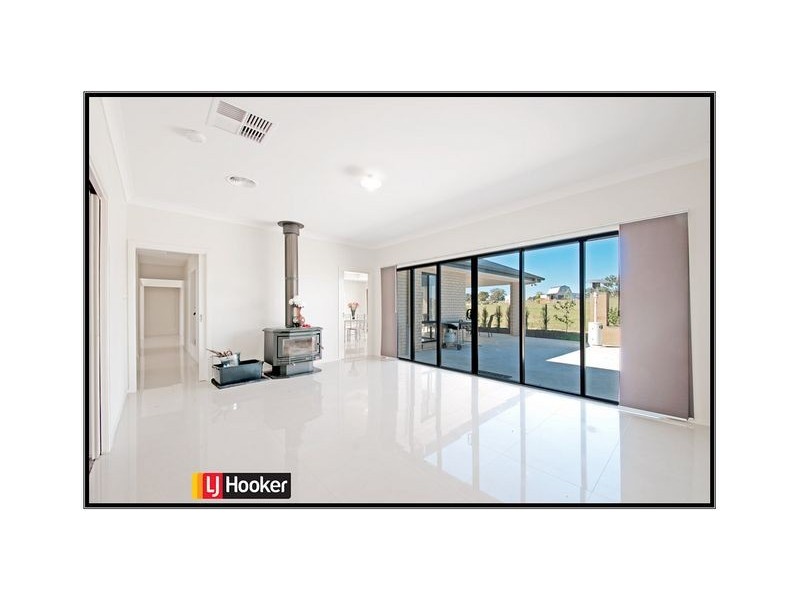 6 Bradley Close, Murrumbateman NSW 2582