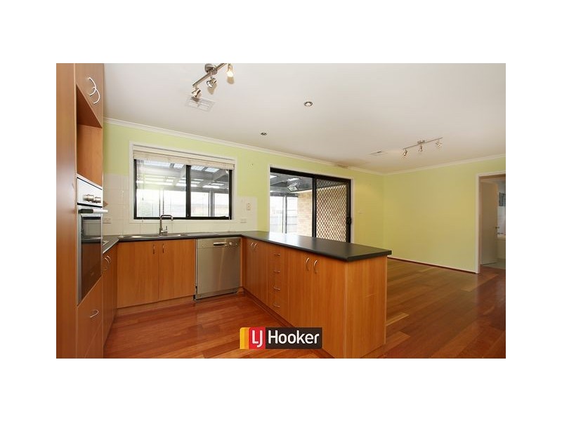 16 Sanamere Crescent, Amaroo ACT 2914