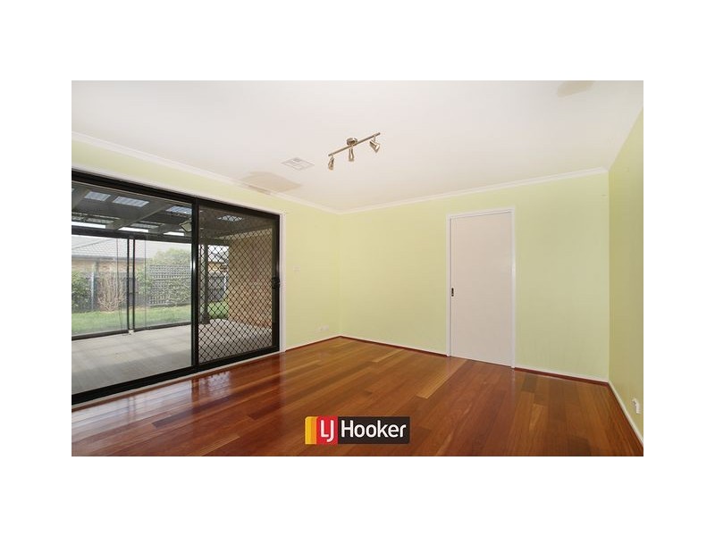 16 Sanamere Crescent, Amaroo ACT 2914