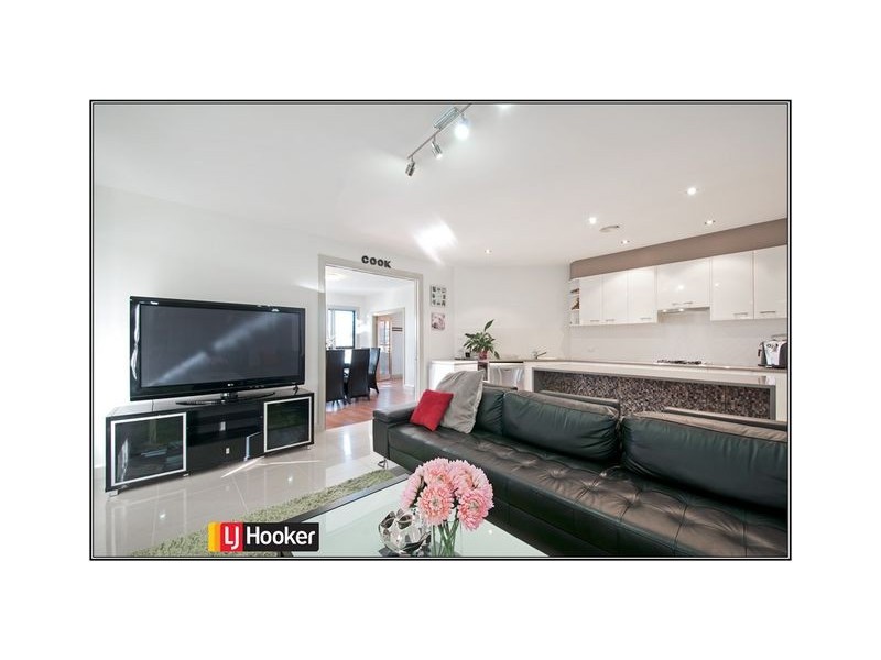 104 Lance Hill Avenue, Dunlop ACT 2615