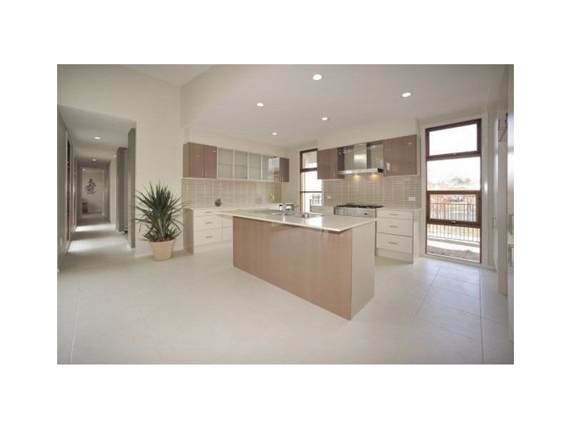 25 Chance Street, Crace ACT 2911